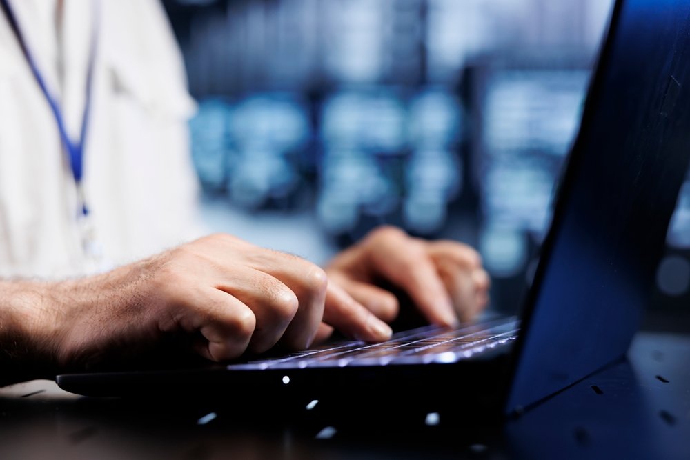 Wat is het verschil tussen een internetprovider en hostingprovider